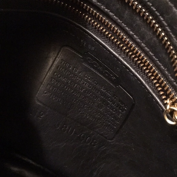Coach vintage Black Leather #9087 Crossbody. - Picture 4 of 4